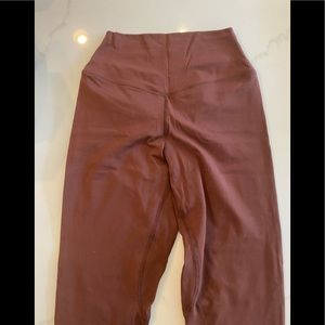 Balance athletica brown/red leggings